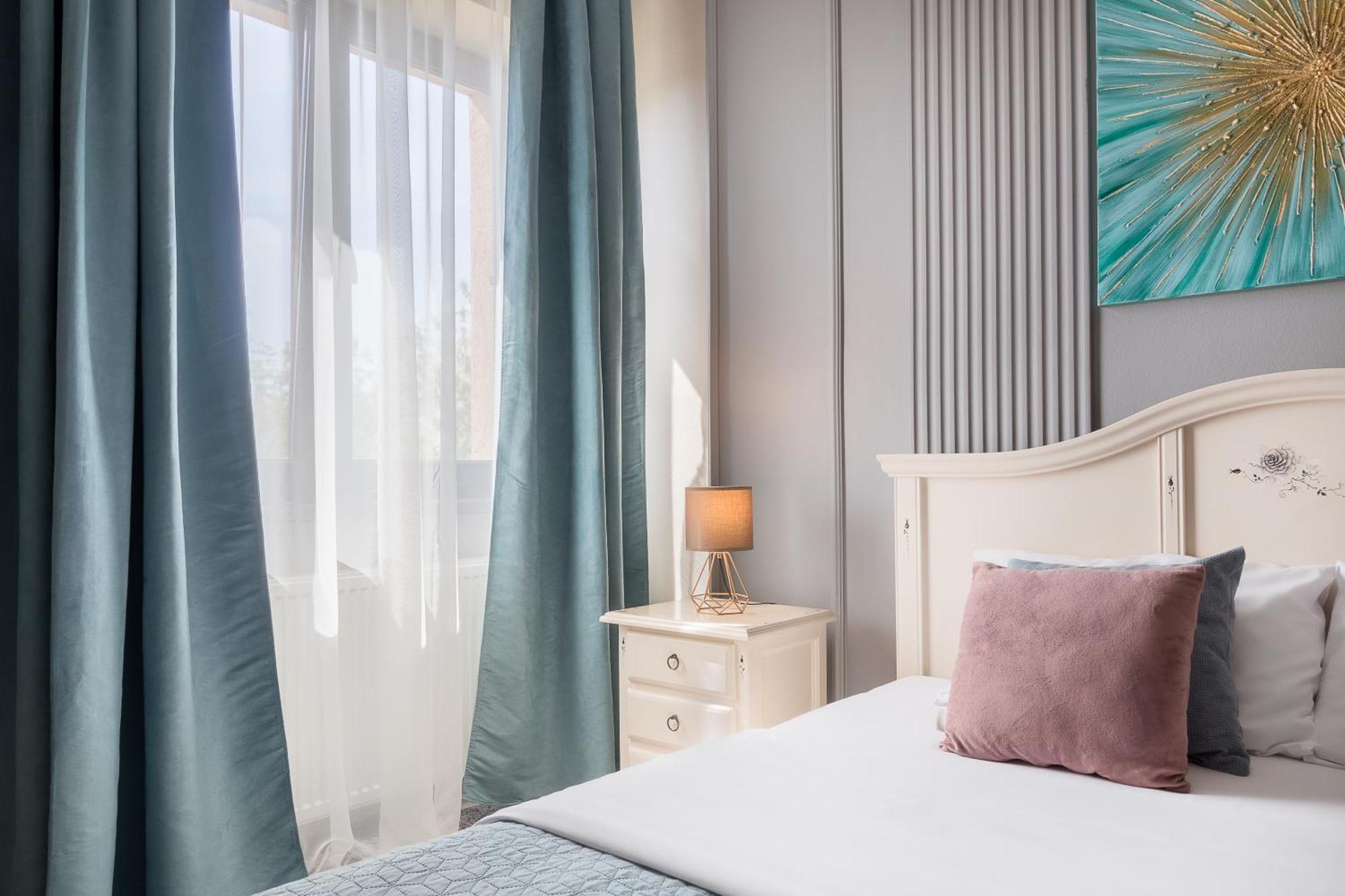 Moonlight Central Apartments Oradea Luaran gambar