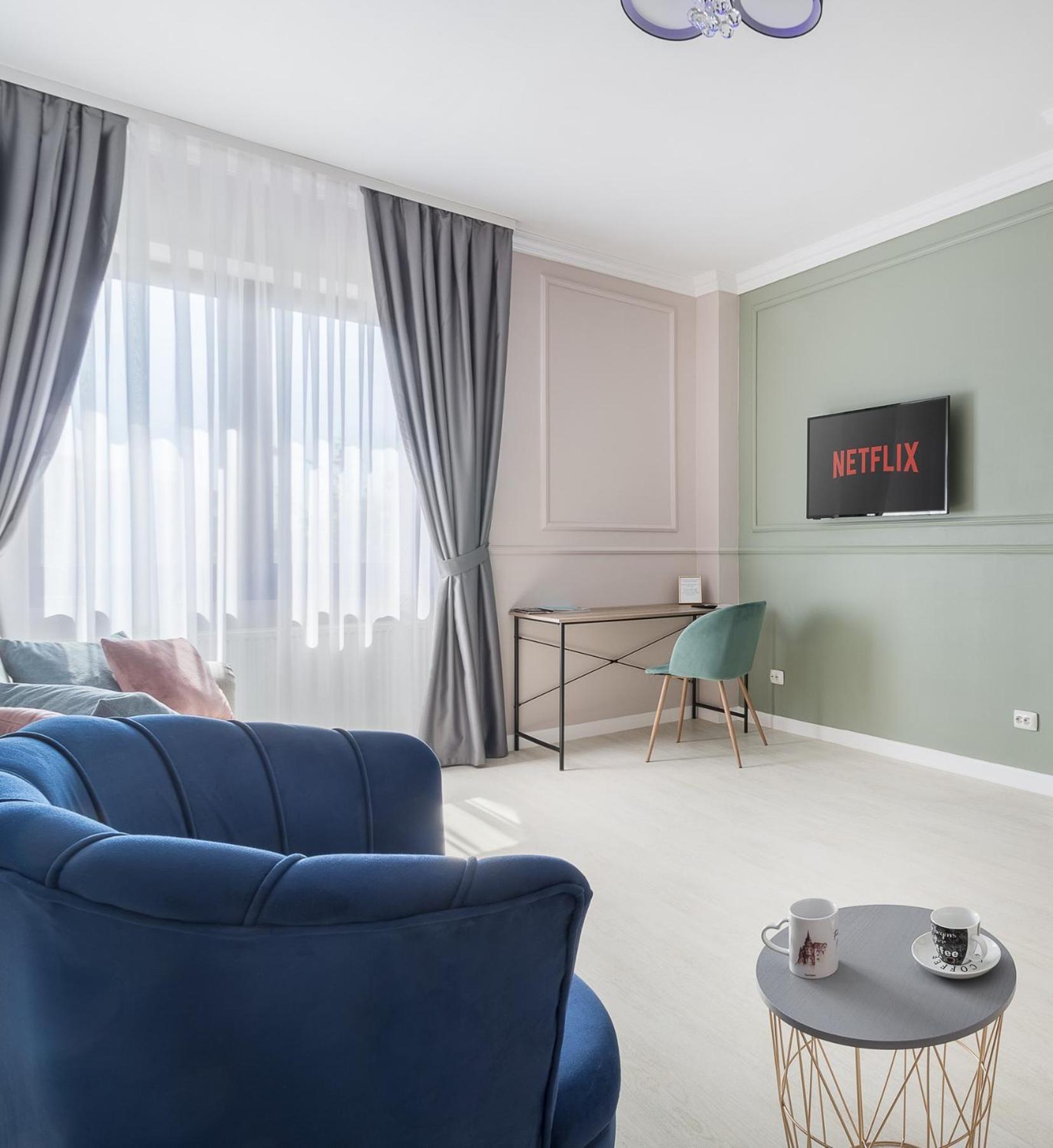 Moonlight Central Apartments Oradea Luaran gambar